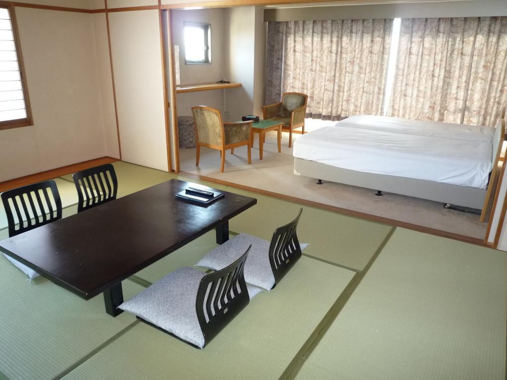 Kaiyoukaku Gamagōri Exterior photo
