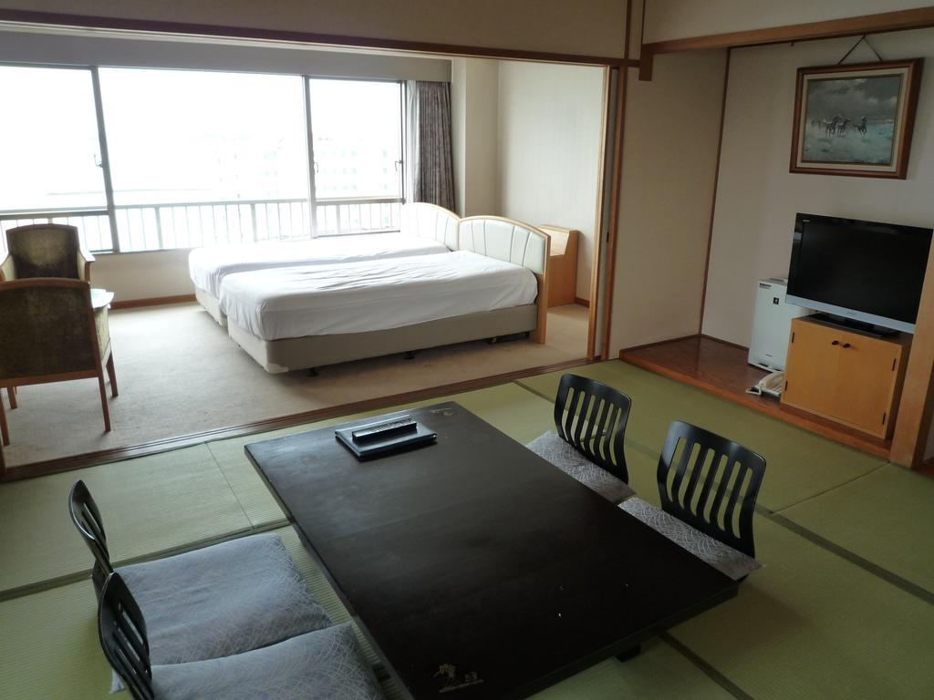 Kaiyoukaku Gamagōri Exterior photo